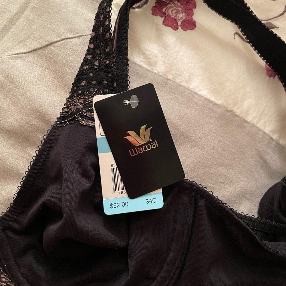Wacoal soft embrace front close racer back bra